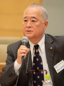 尾尻佳津典